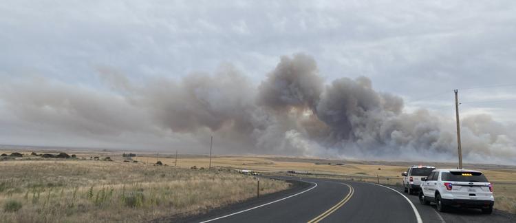 Wildfire burning in Douglas County grows to 10,000 acres, Level 2 ...