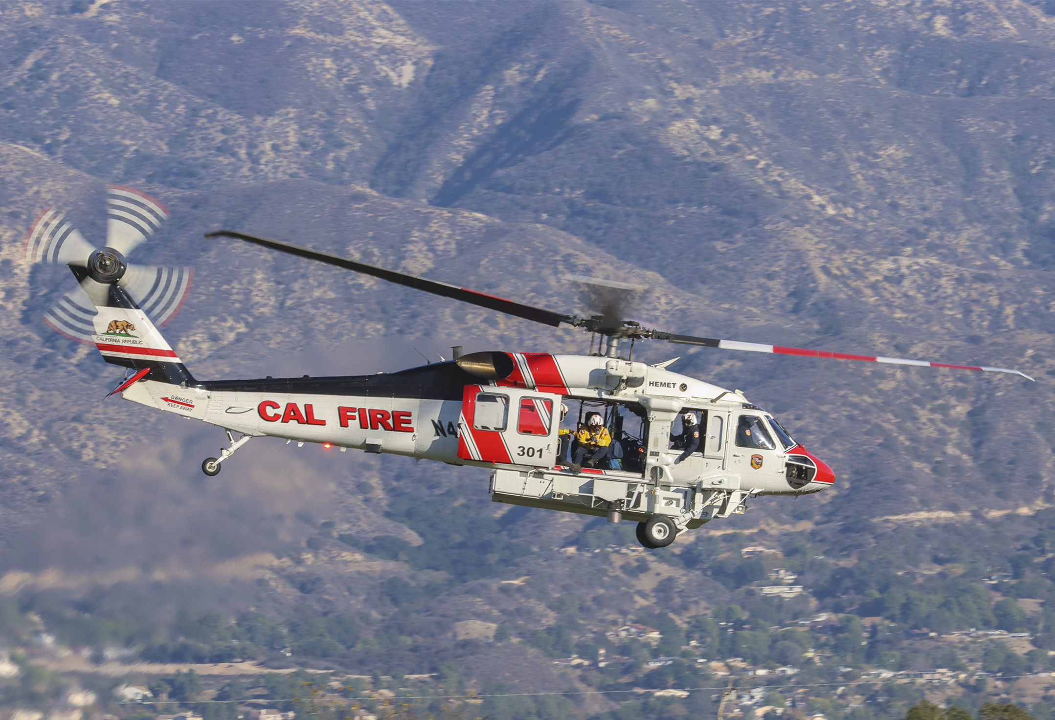 Sikorsky, United Rotorcraft Prepare For S-70 FIREHAWK Demand ...